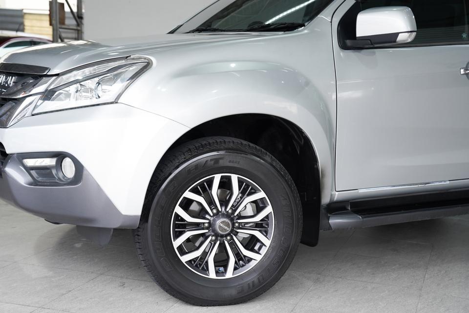 ISUZU MU-X 1.9 NAVI AT ปี 2016 จด 2016 สีเทา 2