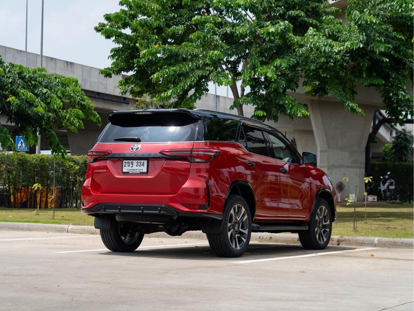 Toyota Fortuner 2.8 Legender 4WD ปี : 2021