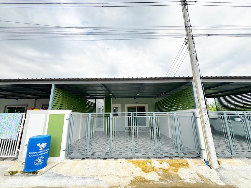 ทาวน์เฮ้าส์ 1 ชั้น เนื้อที่ 27.2 ตร.ว.ซอยพยอม 10 ต. พยอม อ. วังน้อย จ. พระนครศรีอยุธยา  1