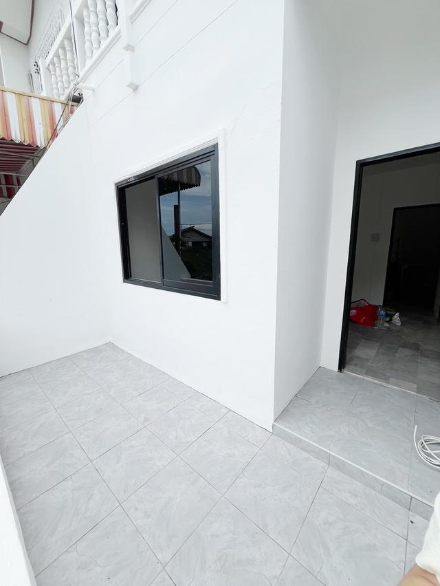 บ้านทาวเฮ้าส์ หมู่บ้านสินทวีสวนธน3 3