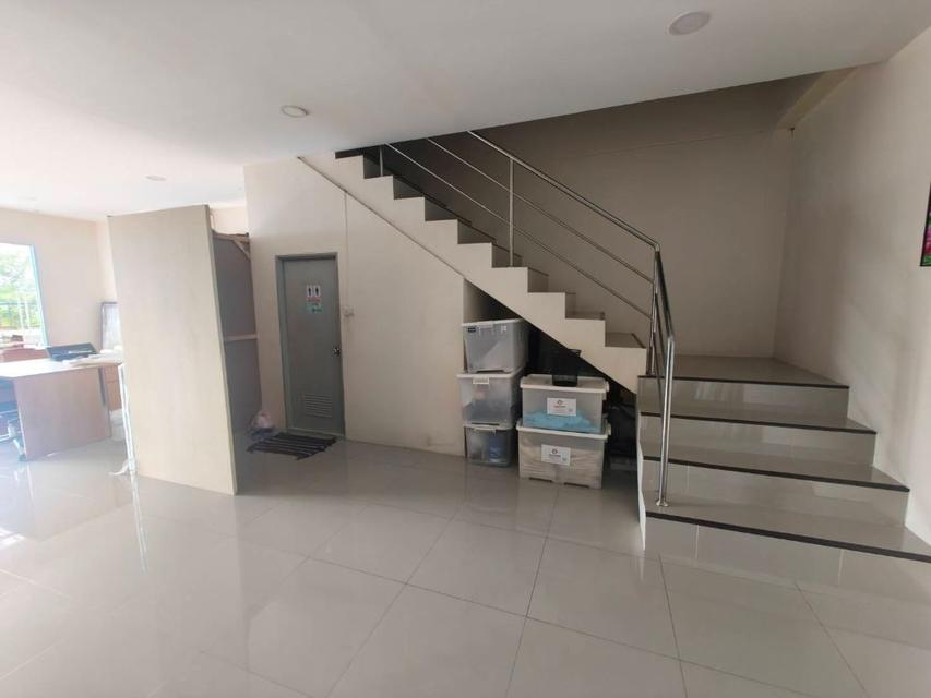ให้เช่าหรือขาย โรงงาน โกดัง พร้อมออฟฟิศ 2 ชั้น ขนาด 280 ตร.ว. ซอยราษฎร์สามัคคี นาดี สมุทรสาคร 6