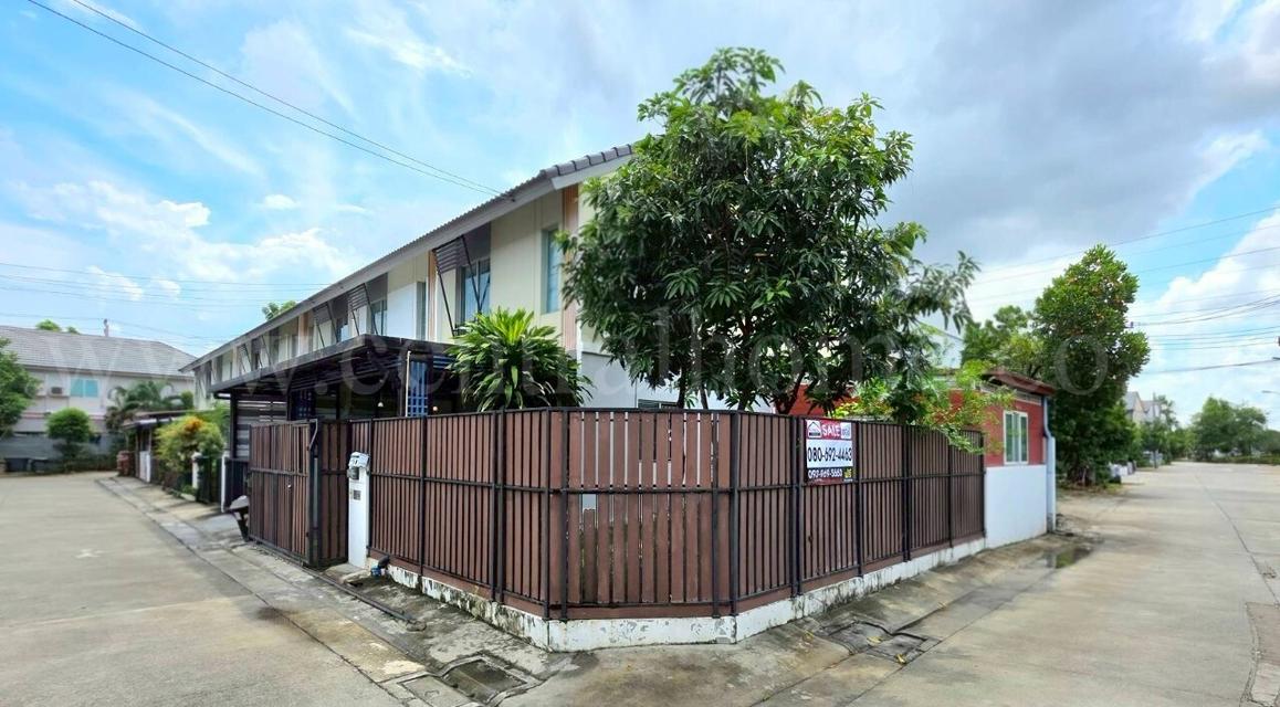ทาวน์เฮ้าส์ บ้านพฤกษา 87/2 ศรีนครินทร์ - บางนา หลังมุม 2
