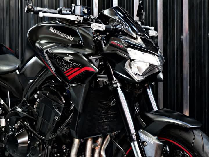 Kawasaki Z900 สวยใหม่ๆ 4