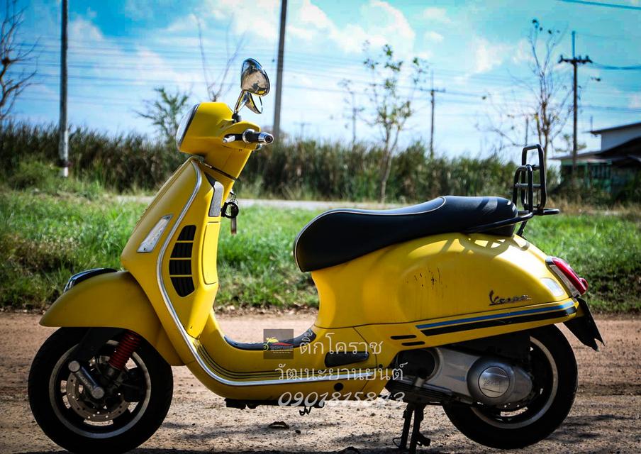 Vespa GTS Super 300 รถสวยพร้อมใช้งานมีเล่ม โอน รูปที่ 4