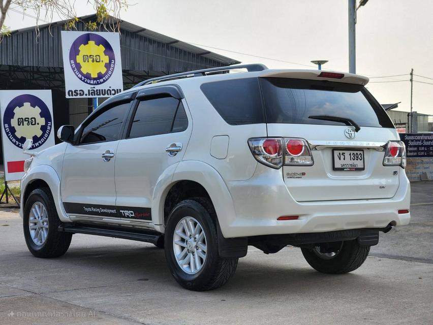 ขาย Toyota Fortuner 3.0V ปี12 6