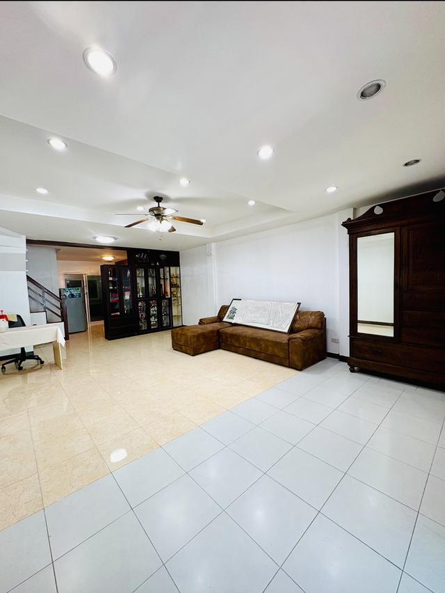 ให้เช่าทาวน์เฮาส์คู้บอน 50 หมู่บ้านพัฒนาสิริ รามอินทรา 2