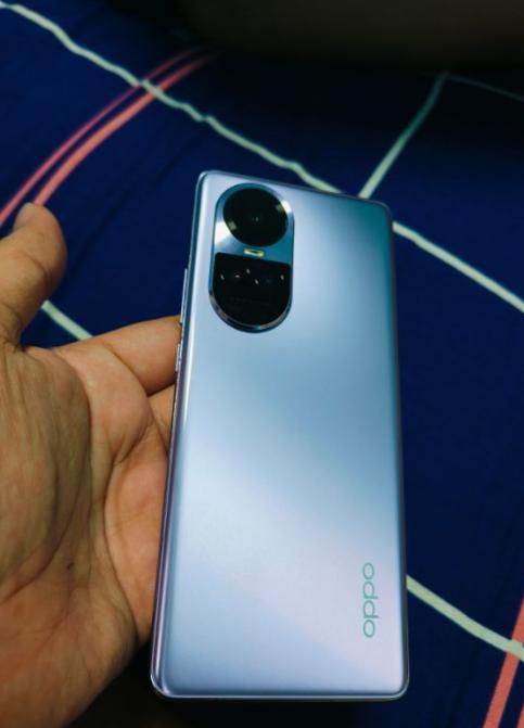 ขาย OPPO Reno10 Pro สีฟ้า