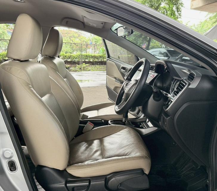 Honda City 1.5 V+ Auto ปี 2014 / 2016  6
