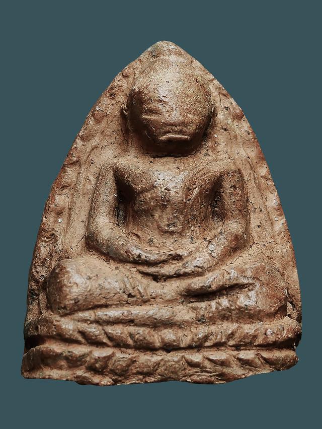 พระหลวงพ่อโต กรุบางกระทิง พิมพ์ปางสมาธิ...เก่าๆ