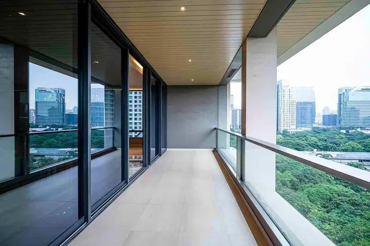 ขายด่วน Sindhorn Residence 9