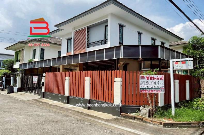 บ้านแฝด หมู่บ้านพฤกษาวิลเลจ 21 (ดีไลท์) เนื้อที่ 44.4 ตรว. ตำบลลาดสวาย อำเภอลำลูกกา จังหวัดปทุมธานี 3