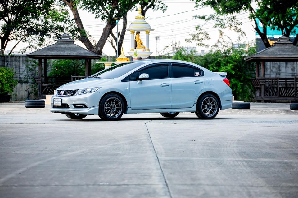 #HONDA #CIVIC FB 1.8 S ปี 2013เกียร์ออโต้ | สีฟ้า | มือเดียวป้ายแดง✨ รถสวย คลีน เดิมๆ สภาพดีมาก✅ มือเดียวป้ายแดง✅ ไม่เคยชน | ไม่เคยติดแก๊ส✅ ไมล์แท้ รูปย่อยที่ 3