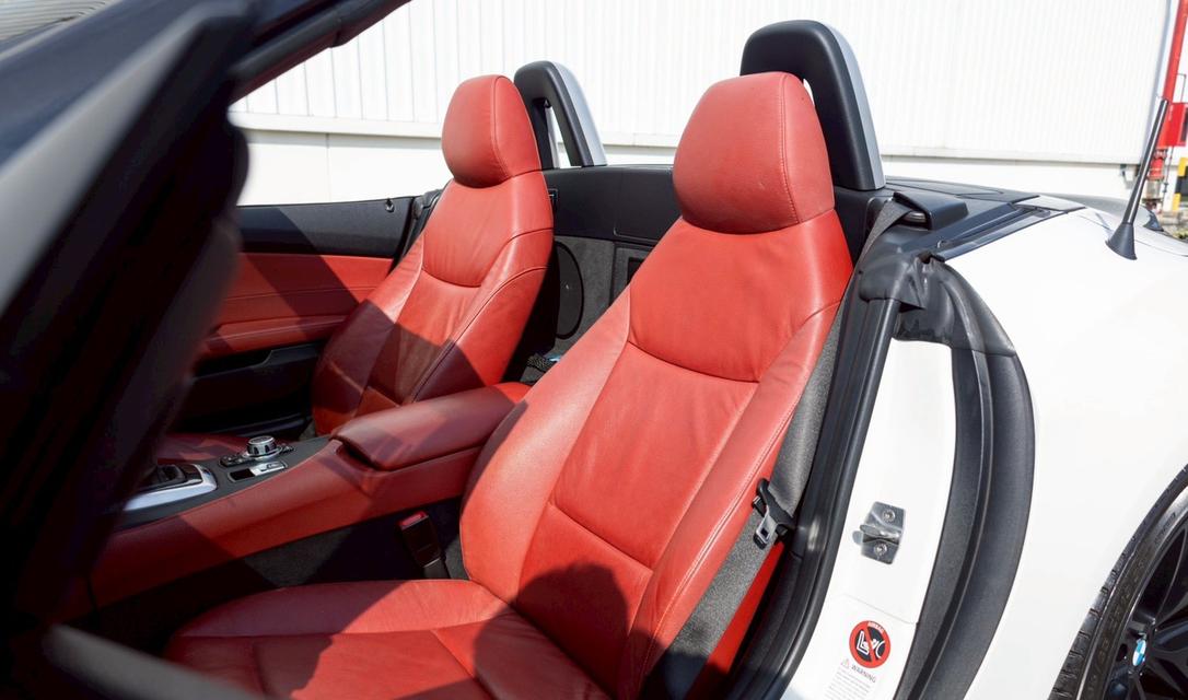 BMW Z4 sDrive20i (E89) ปี 2012 รูปที่ 9