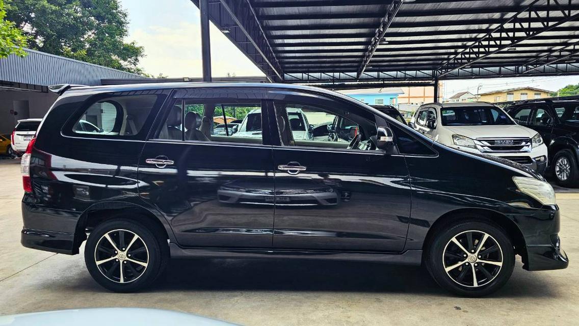 ขายรถ Toyota innova 2.0V ปี 2013 สีดำ เกียร์ออโต้ รูปที่ 6