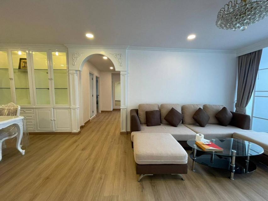 ให้เช่า คอนโด D.S. Tower 2 Sukhumvit 39 (ดี.เอส. ทาวเวอร์ 2 สุขุมวิท 39)125 ตรม 3 นอน 2 น้ำ ชั้น 8 2