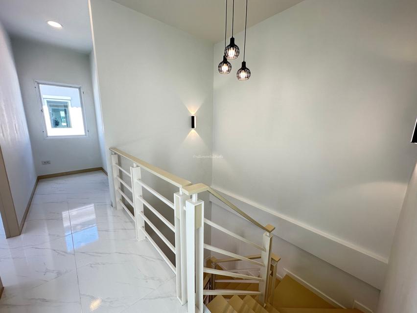 หมู่บ้านฮาบิเทีย เลียบคลองสอง 10