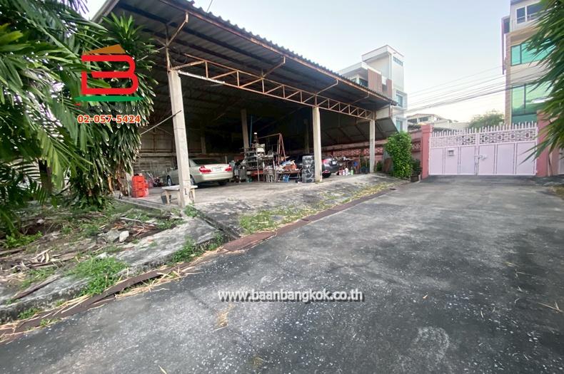 ที่ดินพร้อมบ้าน ซอยสาธุประดิษฐ์ 12 เนื้อที่ 306 ตรว. (ใกล้เซ็นทรัล พระราม 3) ถนนสาธุประดิษฐ์ แขวงทุ่งวัดดอน เขตสาทร 6