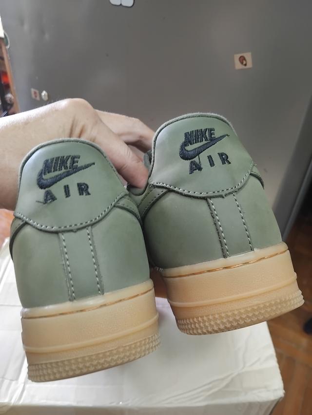 NIKE AIR FORCE 1LOW EUR 42.5/27 สวยใหม่มากไร้ตำหนิ590ค่าส่ง50 รูปที่ 4