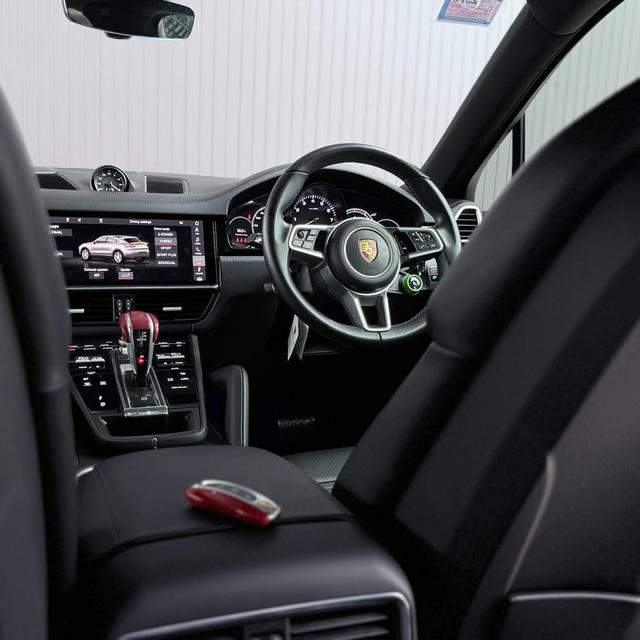 Porsche Cayenne Coupé E-Hybrid 3.0 V6 2021 รูปที่ 13