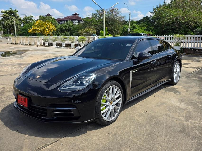 Porsche Panamera 4 E-Hybrid ปี 2019 สีดำ รถมือเดียวออกศูนย์ AAS