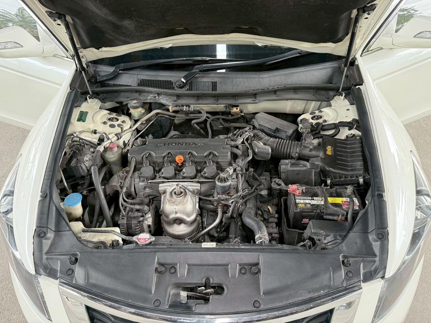 ขายรถ Honda Accord 2.0 ปี 2009 สีขาว เกียร์ออโต้ 16