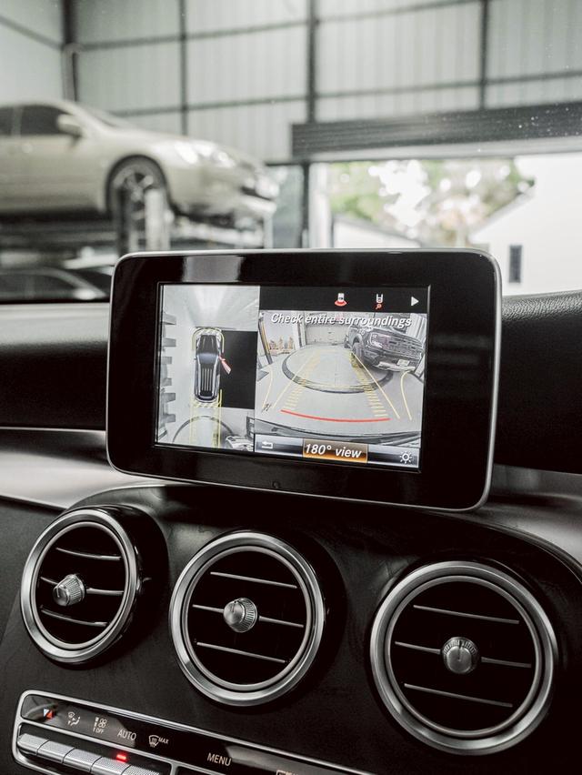รหัสรถ 67GG7411 BENZ GLC 250d AMG DYNAMIC 4 Matic 2016