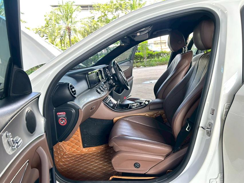 ขายรถ Benz E350e Avantgarde W213 ปี 2017 สีขาว เกียร์ออโต้ 11
