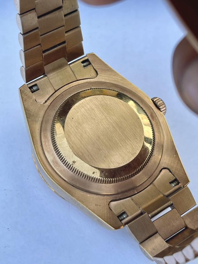 นาฬิกาโรเล็กซ์ Rolex Day-Date Everose gold White Roman Dial 6