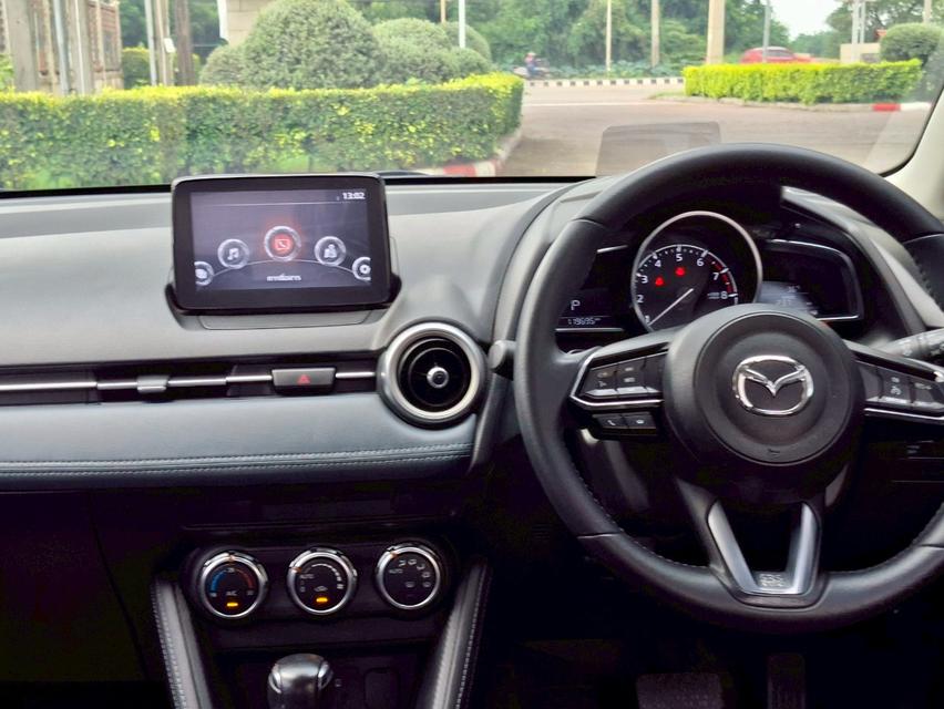 Mazda2 12
