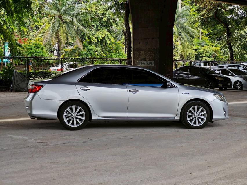 Toyota Camry 2.5 HV CD ปี 2012