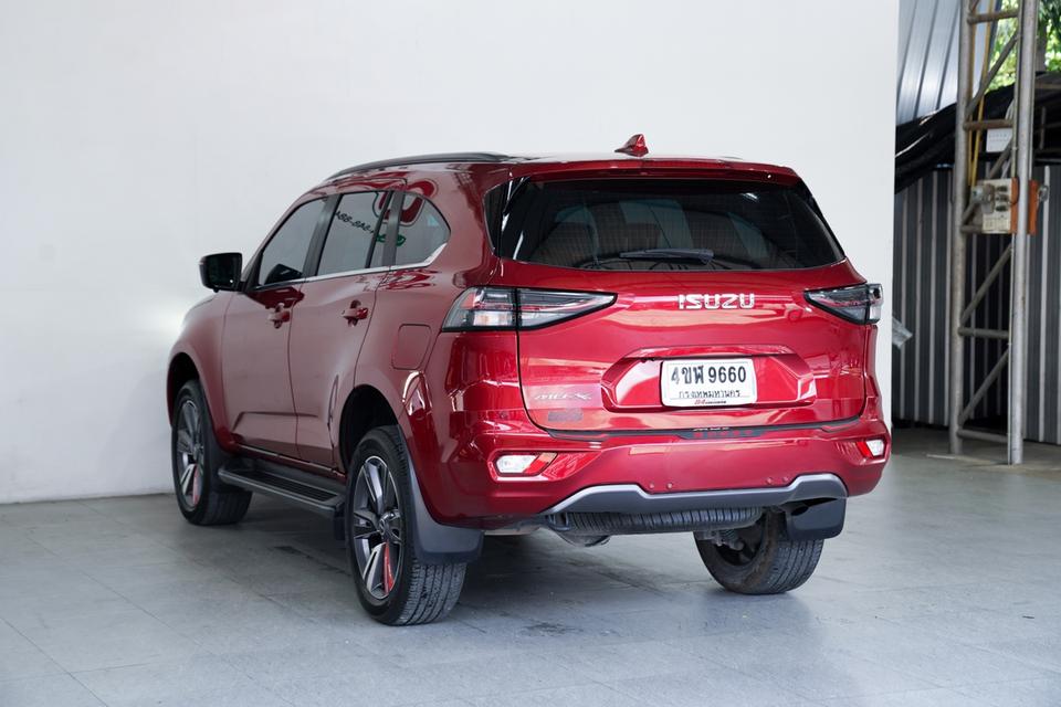 ISUZU MUX 3.0 ultimate AT (ปี 2023)