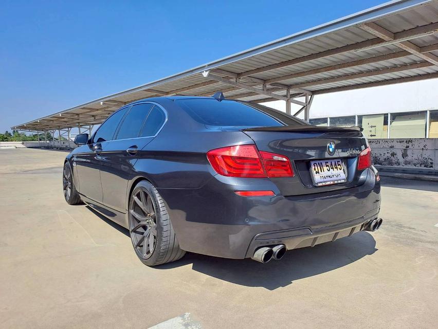 BMW 520d (F10) ปี2011 รถสภาพสวยเดิมๆไม่เคยมีอุบัติเหตุ สีเทา 7