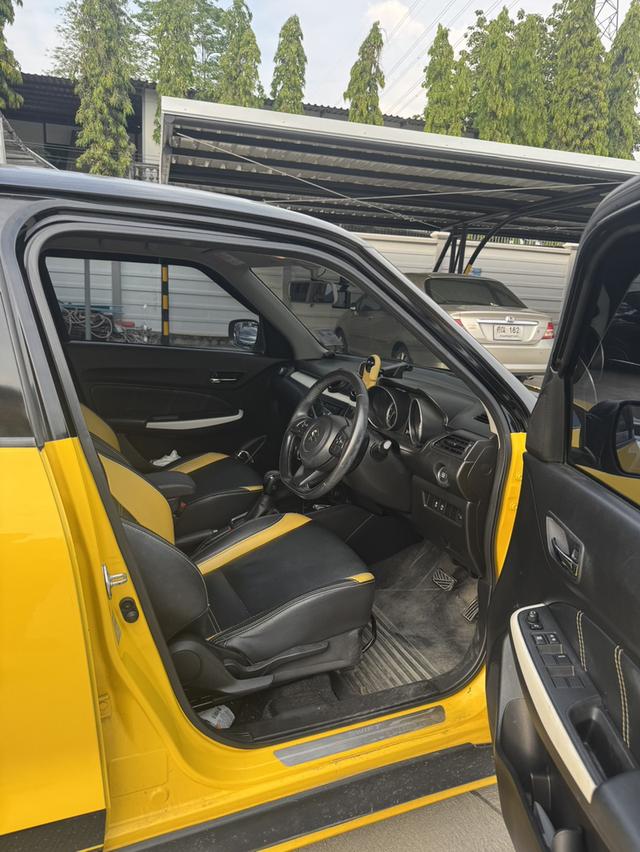 Suzuki Swift GLX ปี218 ไมล์น้อย เจ้าของขายเอง รูปที่ 3
