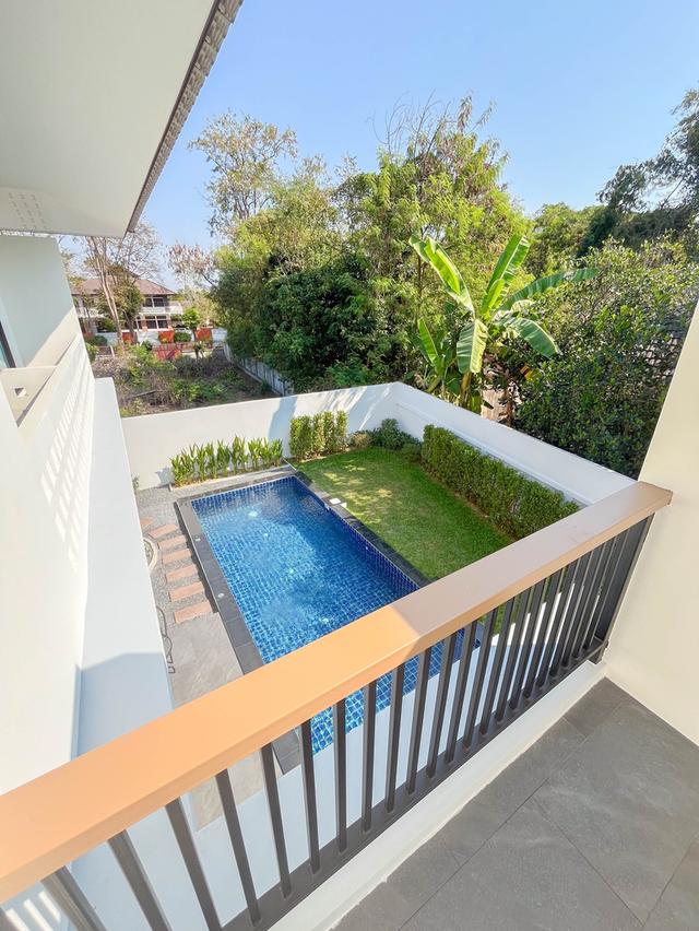 ✨ ขาย Pool Villa 2 ชั้น สไตล์โมเดิร์นหลังใหญ่ 5 นอน 5 น้ำ เพียง 13.9 ลบ. (โอนคนละครึ่ง) 🏊‍♂️ 13