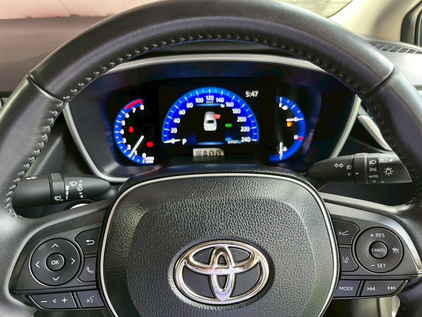 TOYOTA ALTIS 1.8 SPORT AUTO 2025 9