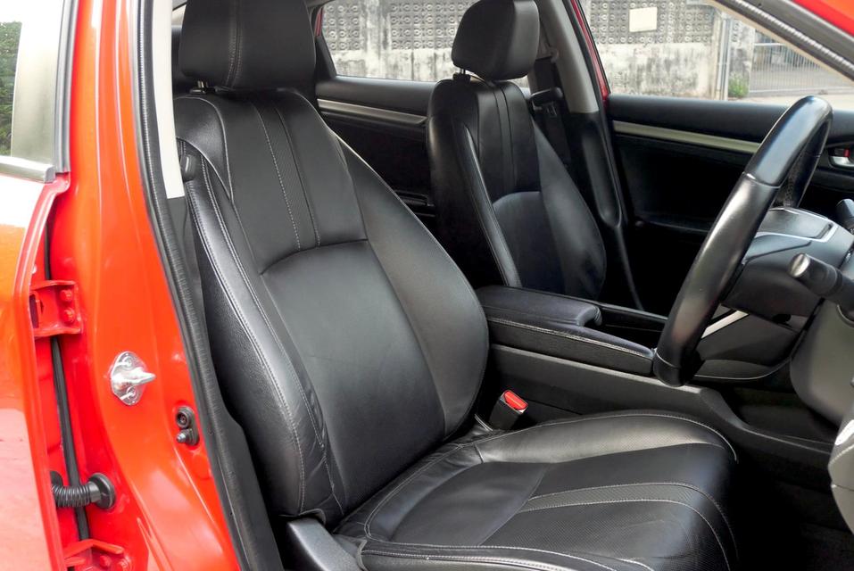 CIVIC FC 1.8 EL ปี2018/19 โครงสร้างเดิมๆ บุ๊คเซอร์วิสครบ กุญแจครบ2 ดอก 17