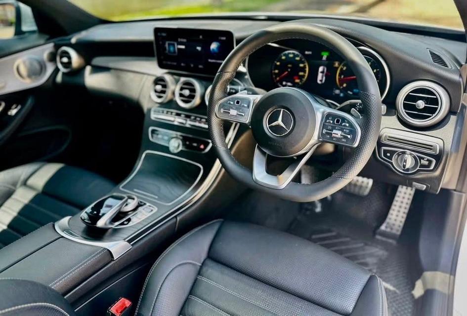 Mercedes-Benz C200 Coupe (Facelift) รูปที่ 3