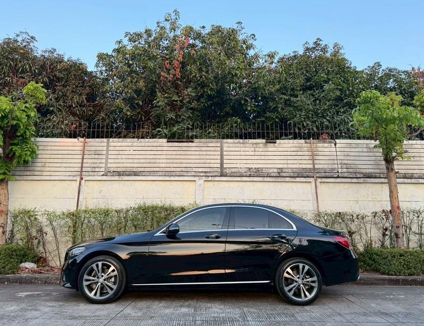 Benz C220d AV Facelift ปี21 รูปที่ 4