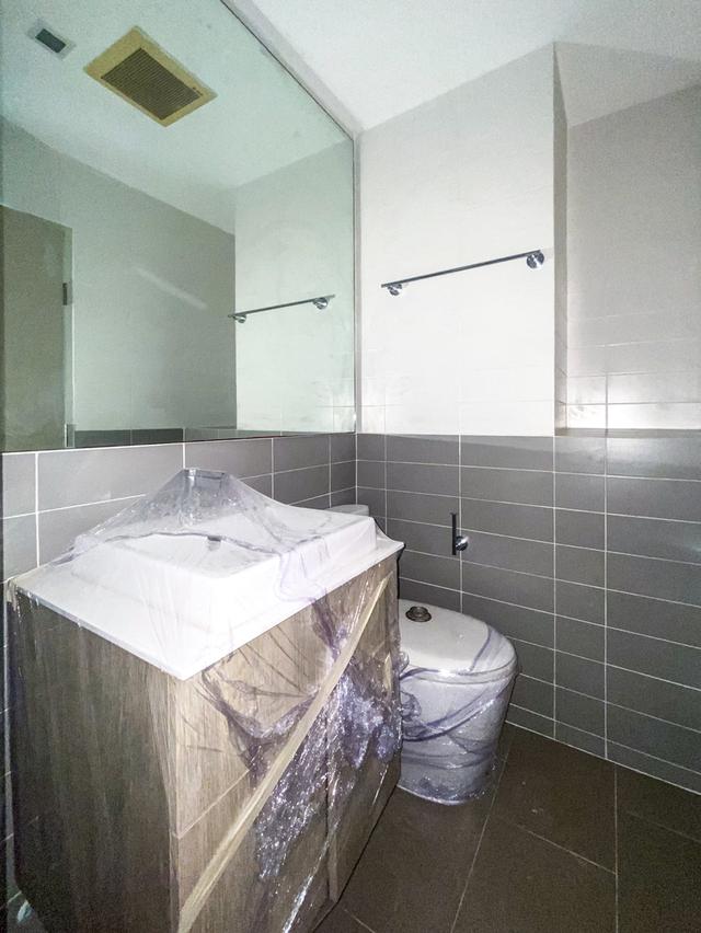 🏙️ ห้อง Duplex ชั้นสูงวิวเมือง! ขาย คอนโด IDEO Mobi Sathorn (ไอดีโอ โมบิ สาทร) ติด BTS กรุงธนบุรี 61.29 ตร.ม. เพียง 7.5 ล้านบาท! 🏙️ 14