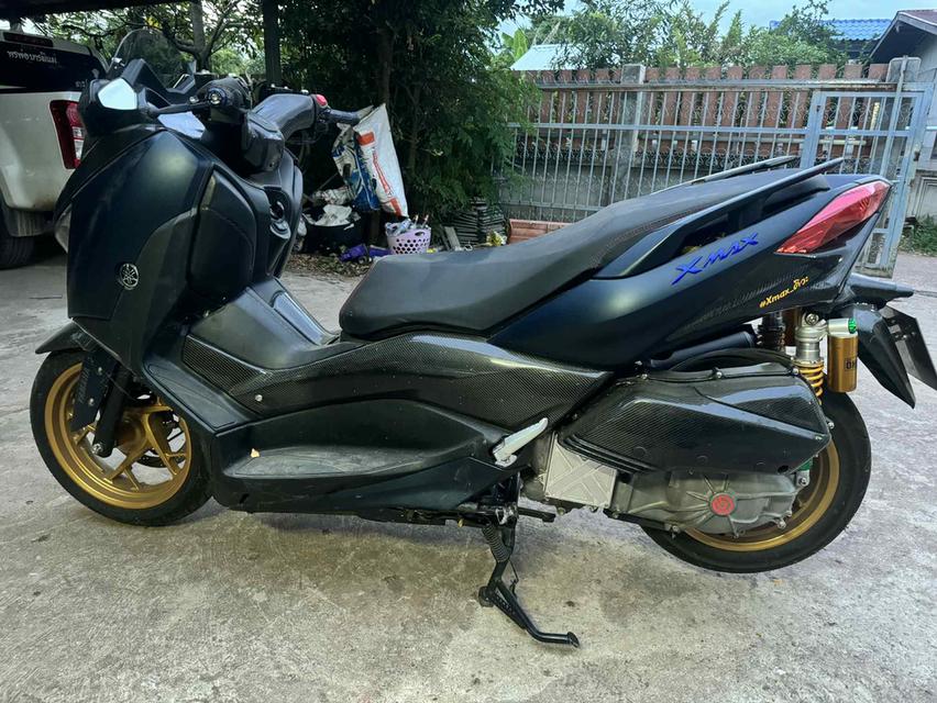 รถ X-max 300