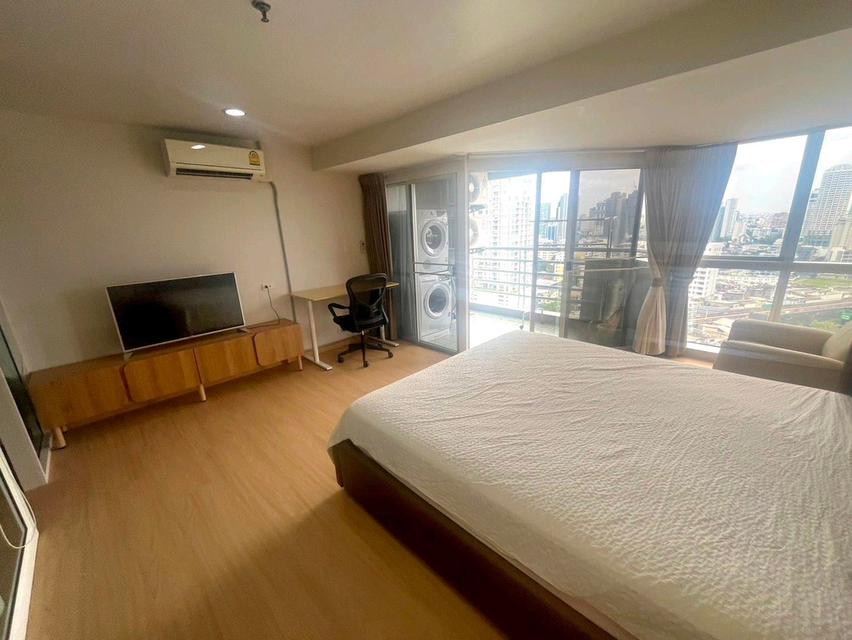 ให้เช่า คอนโดรีโนเวทใหม่ทั้งห้อง ใหญ่จุใจ 52 ตร.ม. The Waterford Diamond Sukhumvit 30/1 (ใกล้ BTS พร้อมพงษ์ แค่ 500 ม. เพียง 25,000บาท/เดือน 12