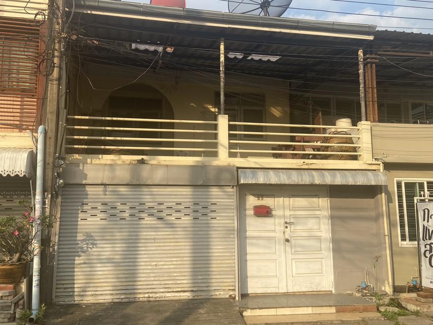 ขาย ทาวน์เฮ้าส์ 20 ตรว. 3 นอน 1 น้ำ เขตประเวศ กทม. 1