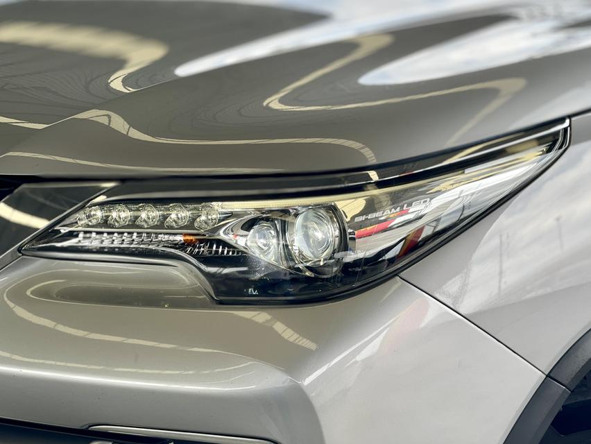 2018 TOYOTA FORTUNER 2.4 V 4WD สีเทา ไมล์ 147768 กม.  9
