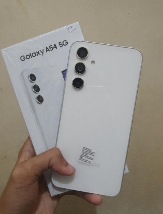 Sumsung Galaxy A54 สีขาว 2