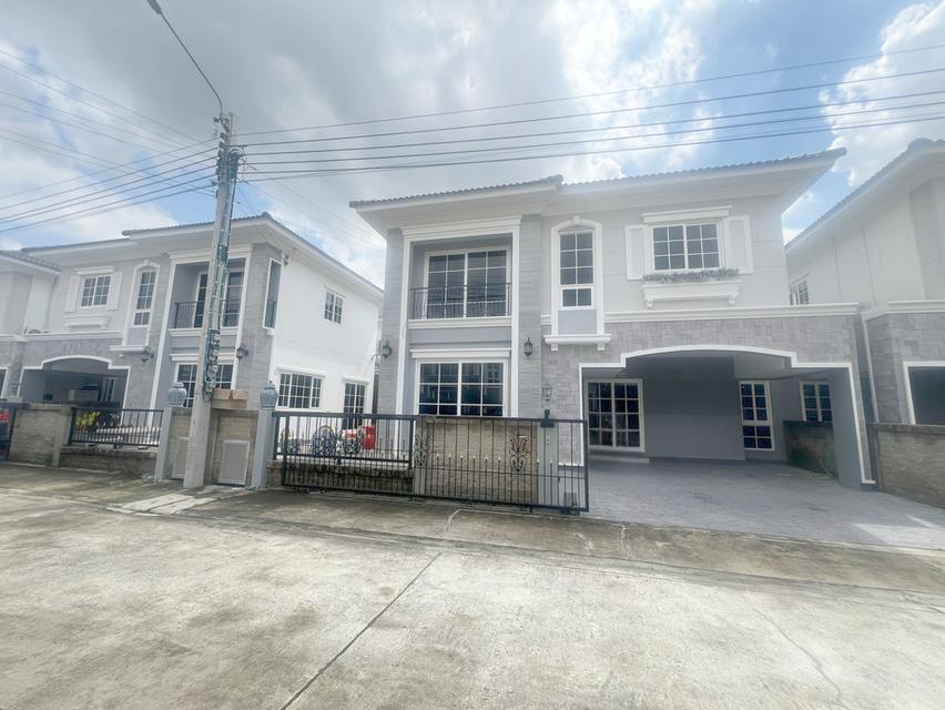 ให้เช่าบ้าน 4 ห้องนอน 3 ห้องน้ำ โครงการ โกลเด้น นีโอ แจ้งวัฒนะ เมืองทอง 1