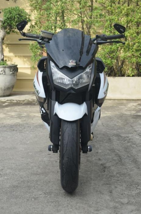 Kawasaki Z1000 Limited 5