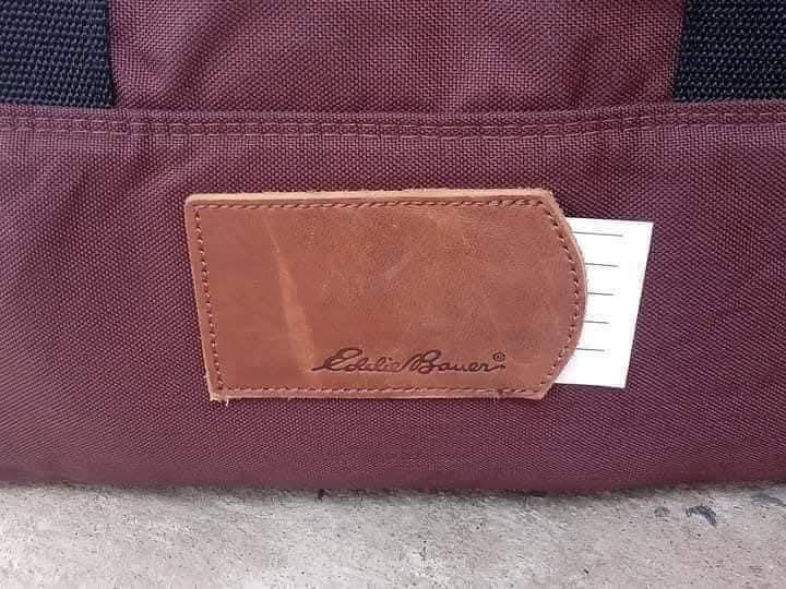 EDDIE BAUER กป.สะพาย+ถือทรงกล่อง ช่องใช้งานหลายช่อง ใส่อุปกรณ์กล้อง หรือของใช้อื่นๆ หัวซิปล็อคกุญแจได้ สภาพดี รูปที่ 10