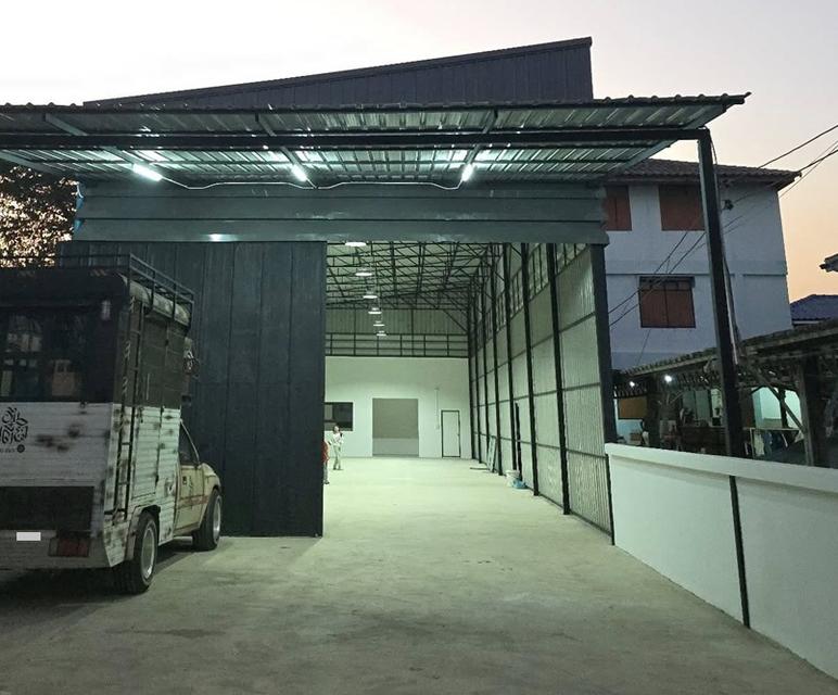 ให้เช่าโกดังพร้อมออฟฟิศ สภาพใหม่ ซอยกรุงเทพกรีฑา 35 / พื้นที่โกดัง 240 ตารางเมตร 3