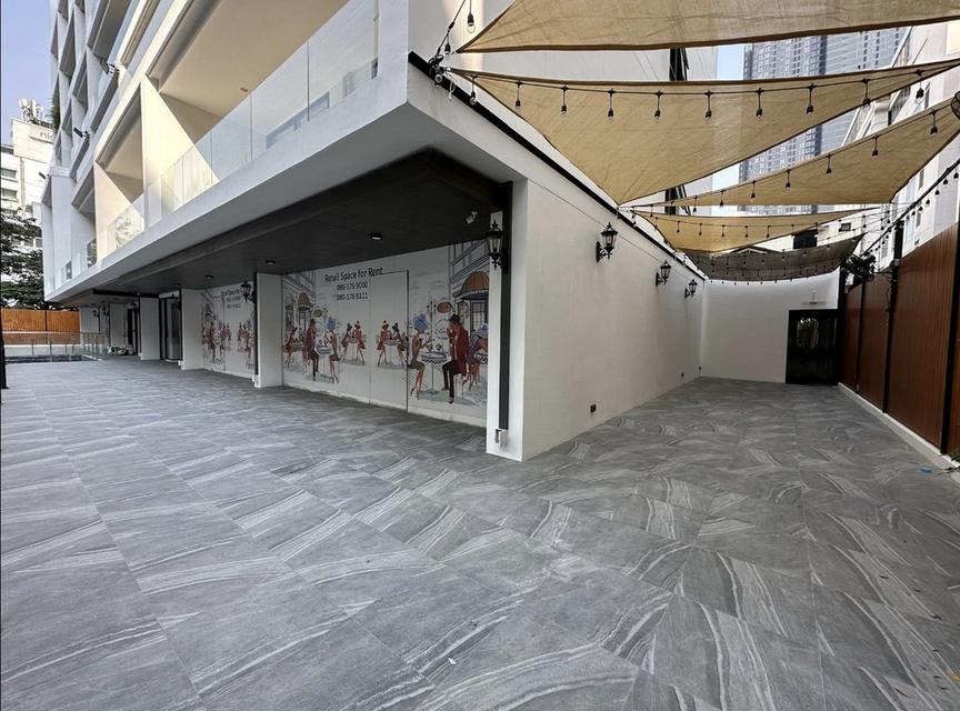 Shop available for rent 282 Sq.m. Avenue Sukhumvit 15 4