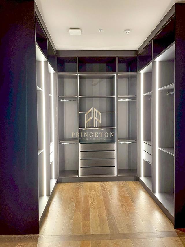 ขายหรือให้เช่าบ้านหรูระดับ SUPER LUXURY ศิรนินทร์ เรสซิเดนเซส ซอยพัฒนาการ 32  16